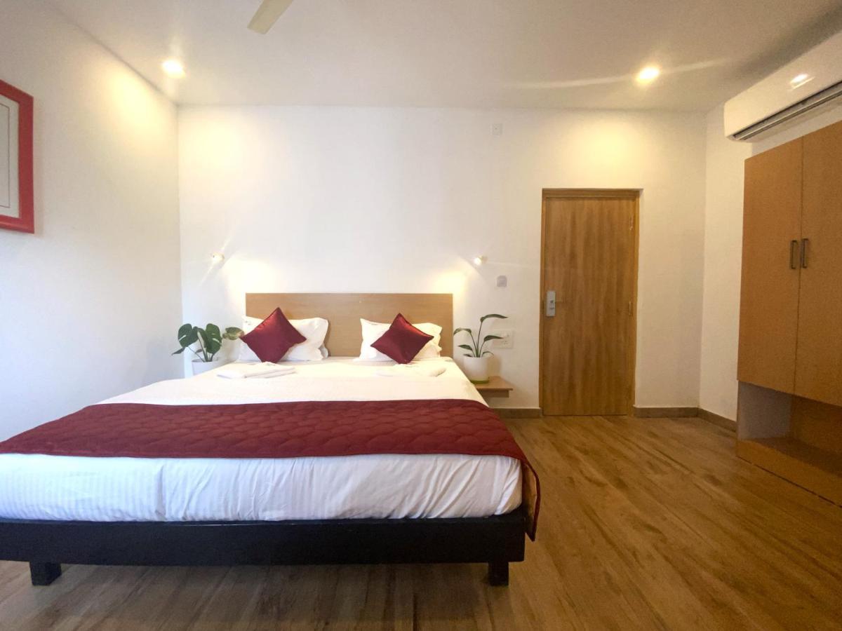 Hotel Bluestone 스리칼라하스티 외부 사진
